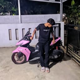 Juhari Tzy